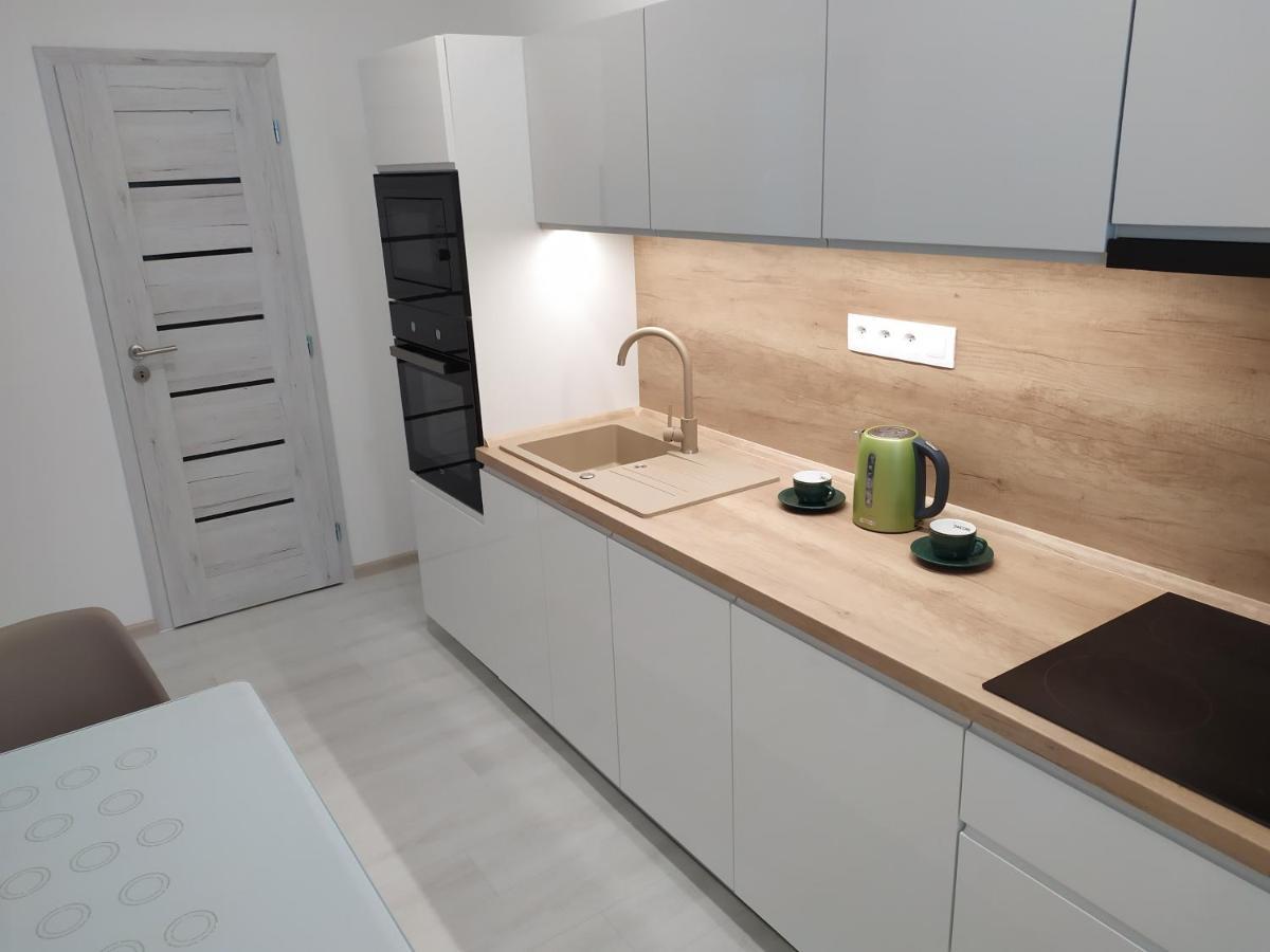 Apartman TILL Galanta Bagian luar foto