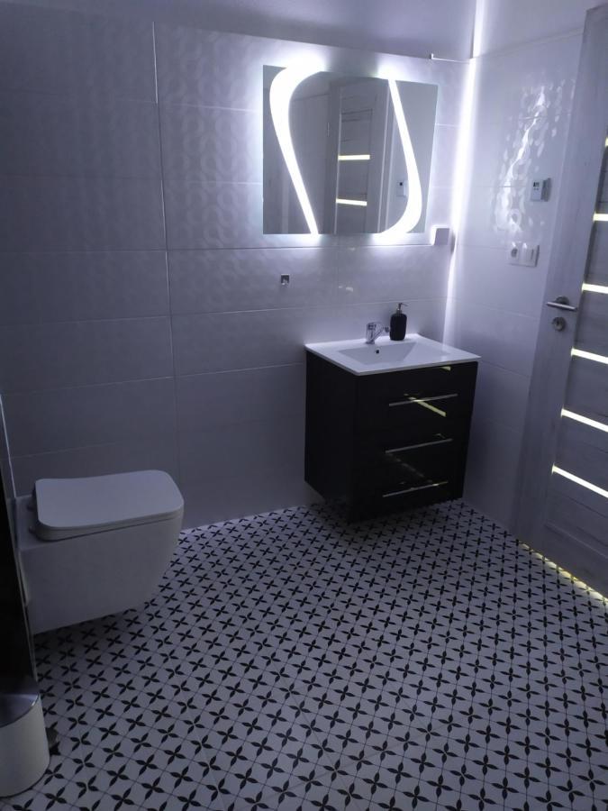 Apartman TILL Galanta Bagian luar foto