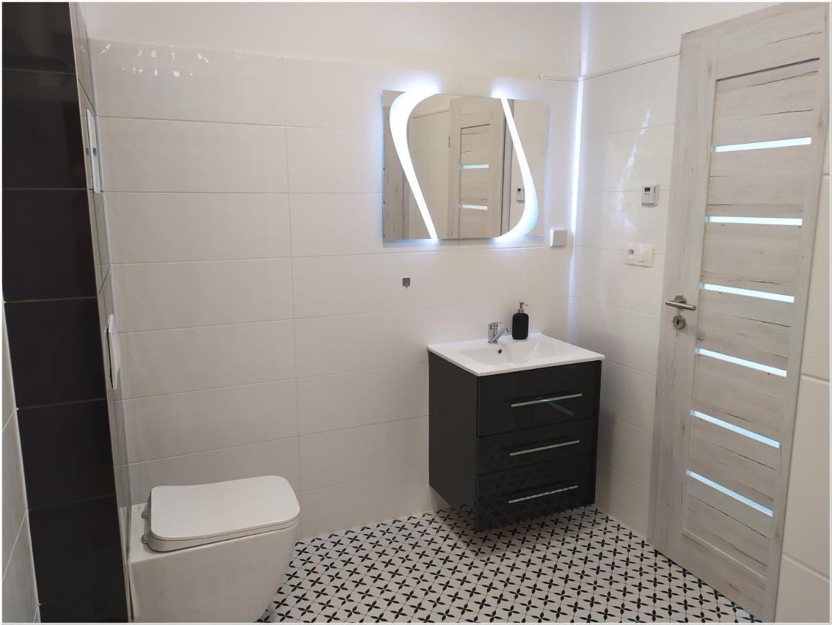 Apartman TILL Galanta Bagian luar foto