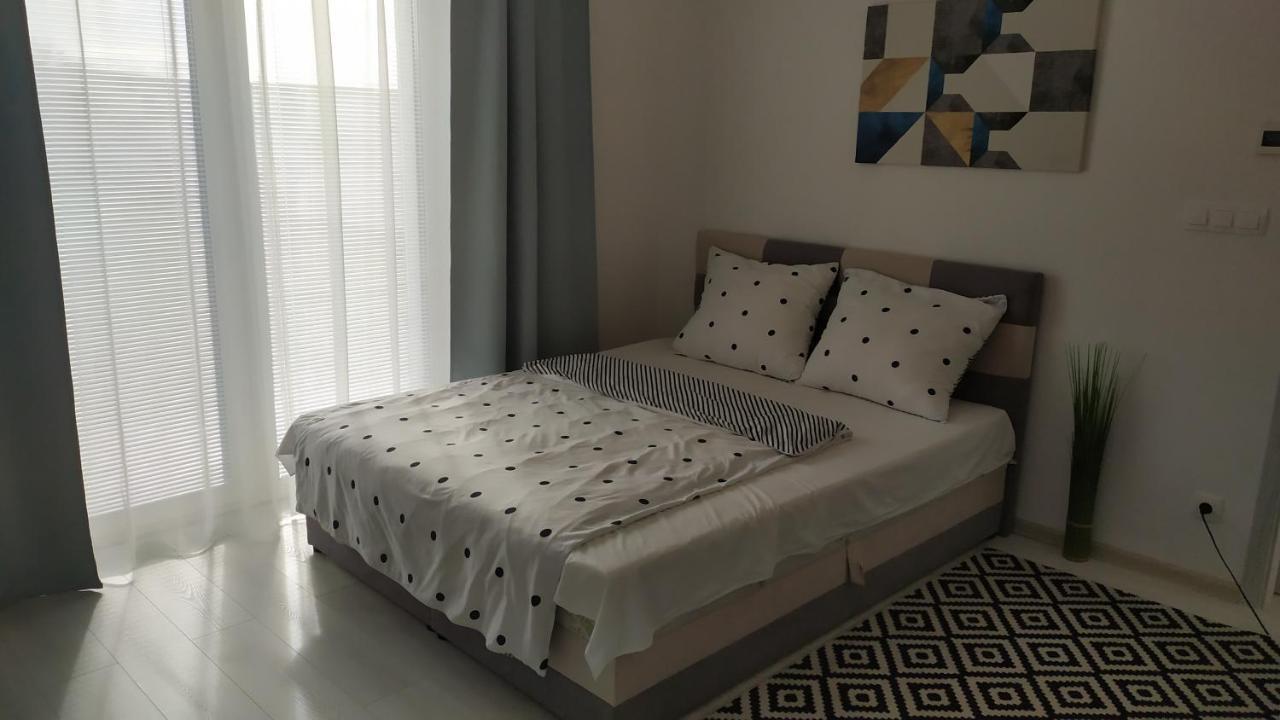 Apartman TILL Galanta Bagian luar foto